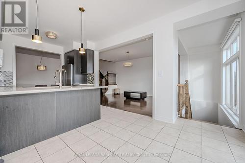 8 - 2019 Trawden Way, Oakville, ON - Indoor Photo Showing Kitchen With Upgraded Kitchen