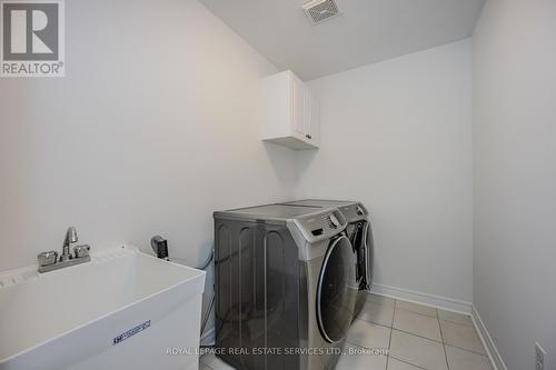 8 - 2019 Trawden Way, Oakville, ON - Indoor Photo Showing Laundry Room