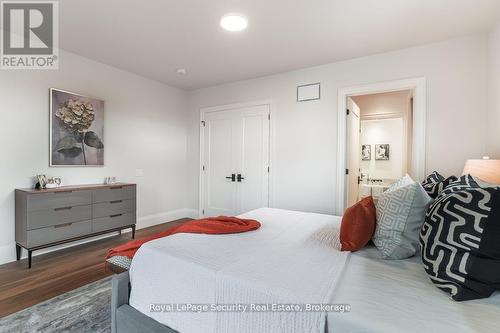 604 Ridelle Avenue, Toronto, ON - Indoor Photo Showing Bedroom