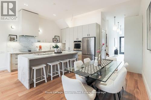 604 Ridelle Avenue, Toronto, ON - Indoor Photo Showing Kitchen With Upgraded Kitchen