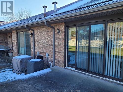 9770 Menard, Windsor, ON - Outdoor With Exterior