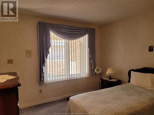 9770 Menard, Windsor, ON - Indoor Photo Showing Bedroom