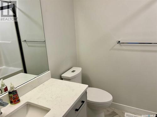 887 Mcfaull Rise, Saskatoon, SK - Indoor Photo Showing Bathroom