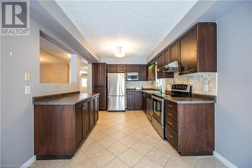 118 Udvari Crescent, Kitchener, ON - Indoor Photo Showing Kitchen With Stainless Steel Kitchen