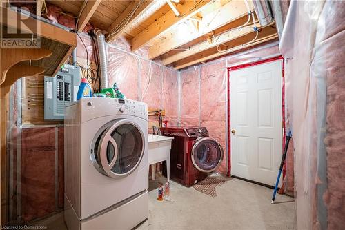 118 Udvari Crescent, Kitchener, ON - Indoor Photo Showing Laundry Room