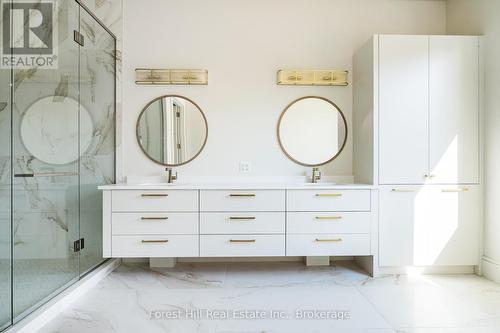 147 Blue Jay Crescent, Grey Highlands, ON - Indoor Photo Showing Bathroom