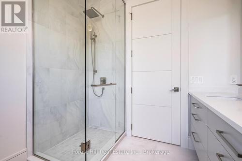 147 Blue Jay Crescent, Grey Highlands, ON - Indoor Photo Showing Bathroom