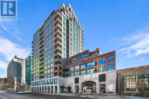 1701 - 155 St Clair Avenue W, Toronto, ON - Outdoor With Balcony With Facade