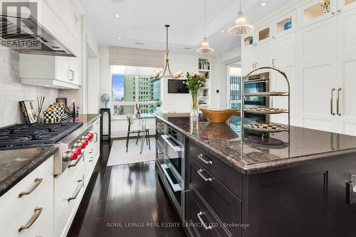 1701 - 155 St Clair Avenue W, Toronto, ON - Indoor Photo Showing Kitchen With Upgraded Kitchen