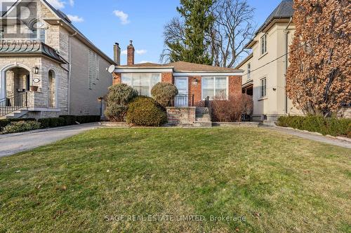 614 St Germain Avenue, Toronto, ON - Outdoor