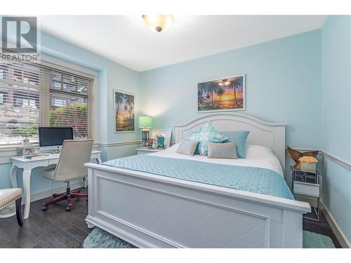 1756 Birkdale Avenue, Kelowna, BC - Indoor Photo Showing Bedroom