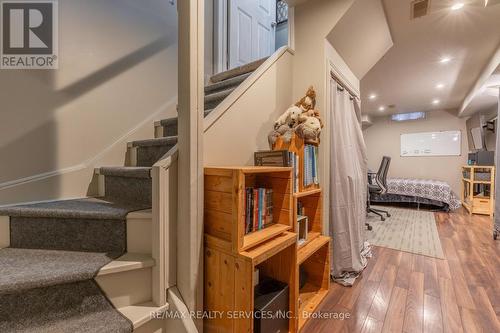 92 Pickett Crescent, Barrie, ON - Indoor Photo Showing Other Room