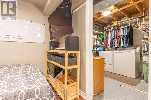 92 Pickett Crescent, Barrie, ON - Indoor Photo Showing Laundry Room