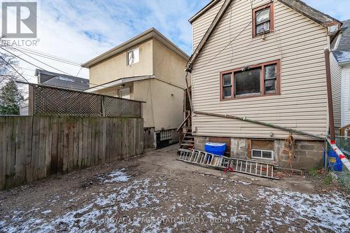 138 Sanford Avenue N, Hamilton, ON - Outdoor With Exterior