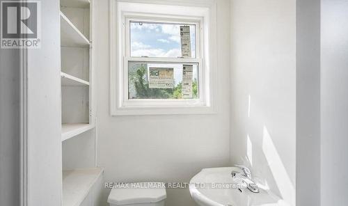 1 Tasker Street, St. Catharines, ON - Indoor Photo Showing Bathroom