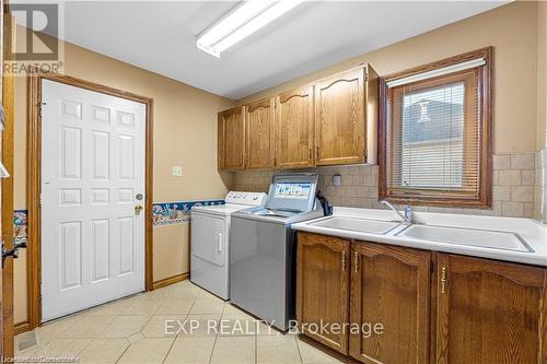 87 Third Road E, Hamilton, ON - Indoor Photo Showing Laundry Room