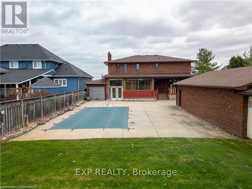 87 Third Road E, Hamilton, ON - Outdoor With In Ground Pool