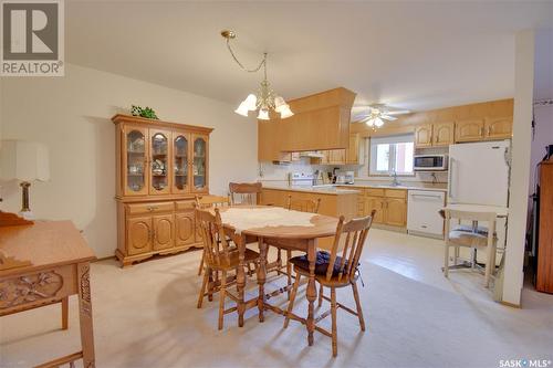 202 3130 Louise Street, Saskatoon, SK - Indoor Photo Showing Dining Room