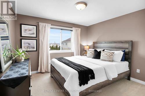 1308 Blackmaple Drive, London, ON - Indoor Photo Showing Bedroom