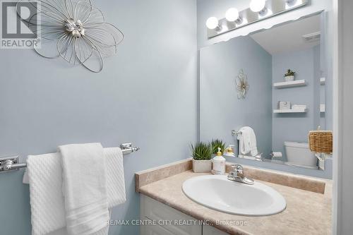 1308 Blackmaple Drive, London, ON - Indoor Photo Showing Bathroom