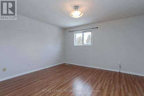 944 Thistledown Way, London, ON - Indoor Photo Showing Other Room