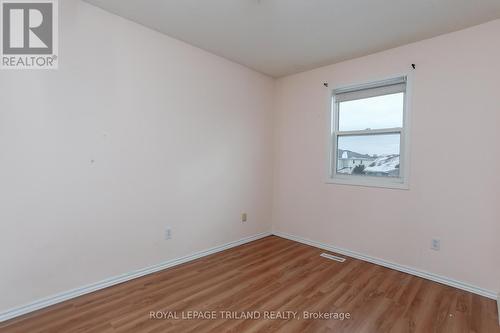 944 Thistledown Way, London, ON - Indoor Photo Showing Other Room