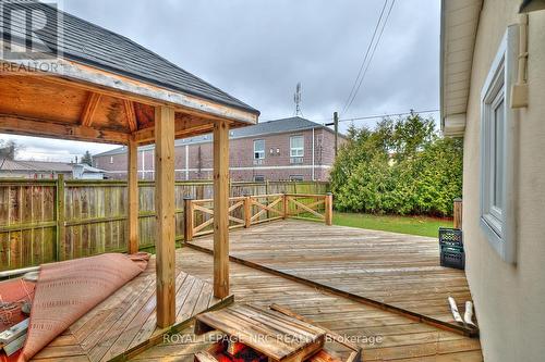 5505 Desson Avenue, Niagara Falls (214 - Clifton Hill), ON - Outdoor With Deck Patio Veranda With Exterior