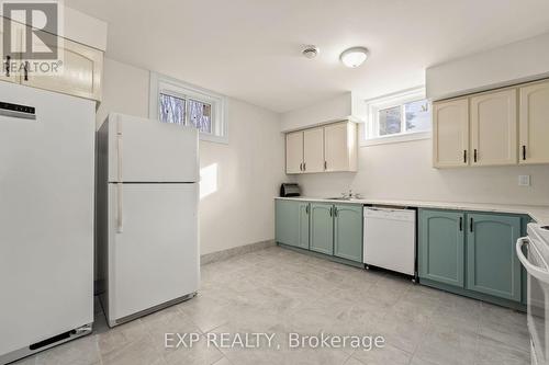 111 Church Street, Georgina, ON - Indoor Photo Showing Kitchen