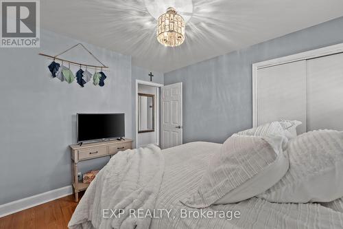 111A Church Street, Georgina, ON - Indoor Photo Showing Bedroom