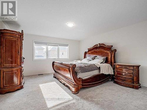 364 Danny Wheeler Boulevard, Georgina, ON - Indoor Photo Showing Bedroom