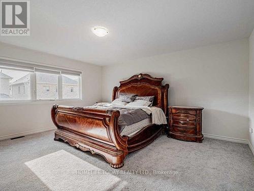 364 Danny Wheeler Boulevard, Georgina, ON - Indoor Photo Showing Bedroom