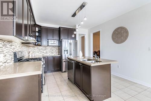 28 Speedwell Street, Brampton, ON - Indoor Photo Showing Kitchen With Stainless Steel Kitchen With Double Sink With Upgraded Kitchen