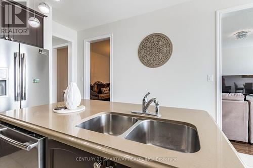 28 Speedwell Street, Brampton, ON - Indoor Photo Showing Kitchen With Double Sink