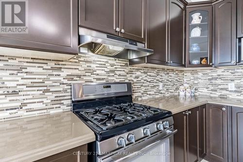 28 Speedwell Street, Brampton, ON - Indoor Photo Showing Kitchen With Upgraded Kitchen