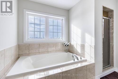 28 Speedwell Street, Brampton, ON - Indoor Photo Showing Bathroom