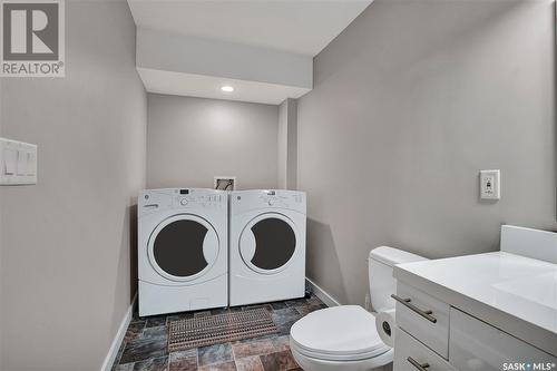 202 410 Hunter Road, Saskatoon, SK - Indoor Photo Showing Laundry Room