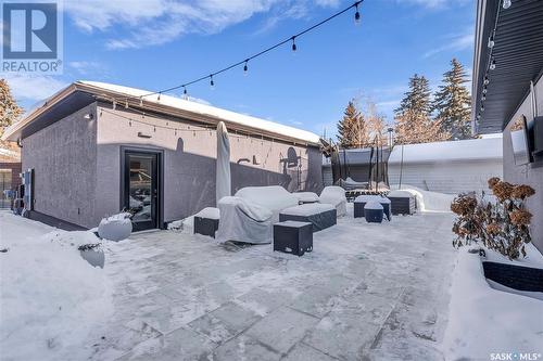 211 Lake Crescent, Saskatoon, SK - Outdoor With Exterior