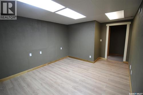 Wills Acreage, Frontier, SK - Indoor