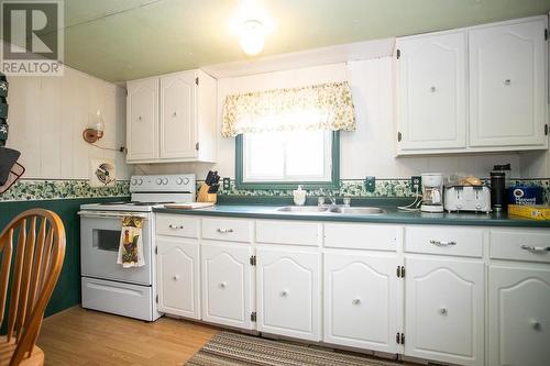 1124 Old Goulais Bay Rd, Sault Ste. Marie, ON - Indoor Photo Showing Kitchen With Double Sink