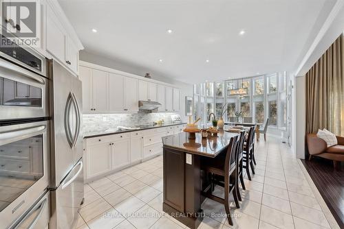 30 Illingworth Lane, Ajax (Central West), ON - Indoor Photo Showing Kitchen With Upgraded Kitchen