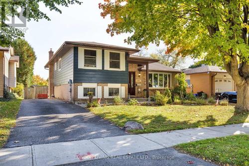 140 Concord Crescent, London, ON - Outdoor With Facade