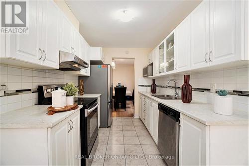 524 Paine Avenue, Ottawa, ON - Indoor Photo Showing Kitchen With Double Sink