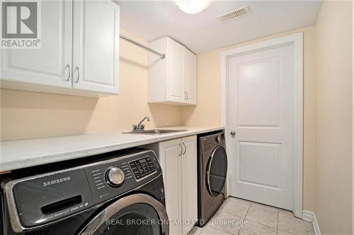 524 Paine Avenue, Ottawa, ON - Indoor Photo Showing Laundry Room