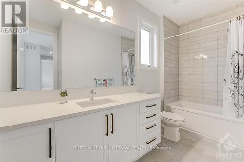 726 Cappamore Drive, Ottawa, ON - Indoor Photo Showing Bathroom