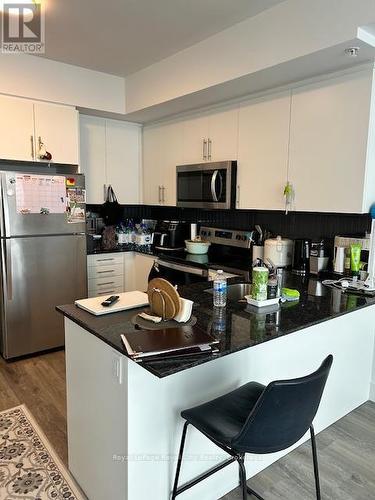 503 - 26 Lowes Road, Guelph (Clairfields), ON - Indoor Photo Showing Kitchen