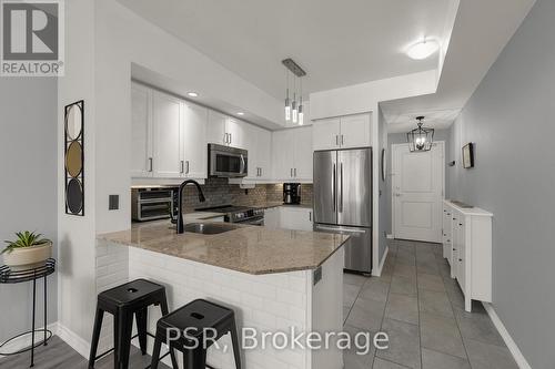 303 - 85 East Liberty Street, Toronto, ON - Indoor Photo Showing Kitchen