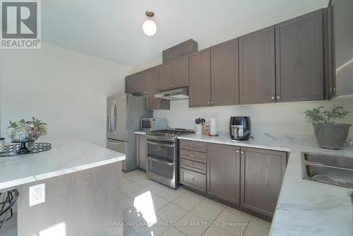 Upper - 11 Malthouse Crescent, Ajax, ON - Indoor Photo Showing Kitchen