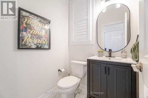 619 Beam Court, Milton, ON - Indoor Photo Showing Bathroom