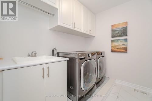 619 Beam Court, Milton, ON - Indoor Photo Showing Laundry Room