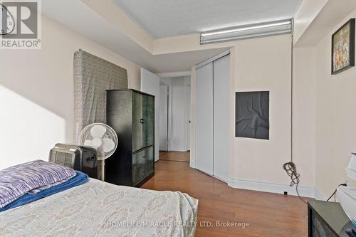 1606 - 1 Rowntree Road, Toronto, ON - Indoor Photo Showing Bedroom